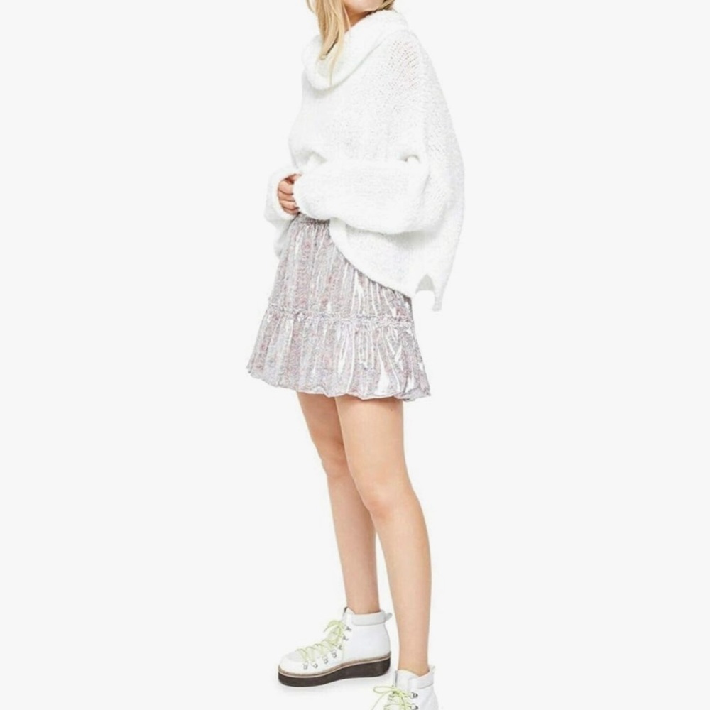 Free People “In A Bubble” Metallic Tiered Mini Skirt. EUC - - Picture 2 of 14